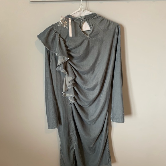 Velvet midi dress - Picture 3 of 4